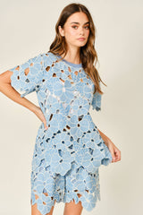 FLOWER EYELET SHORT SLEEVE TOP