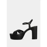 Gwen in Black Heel