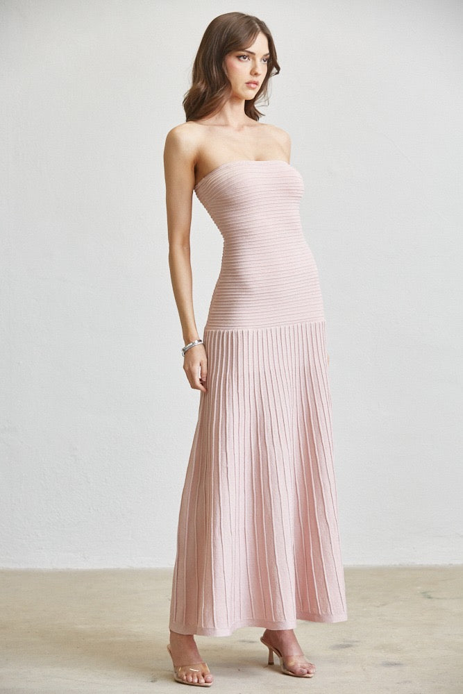 strapless knit maxi dress Pleated Baby Pink Medium Shop Calvin Klein Beige Shoe size:6.5 men's brown belt surfers and snowboarders with
