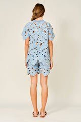 FLOWER EYELET SHORT SLEEVE TOP
