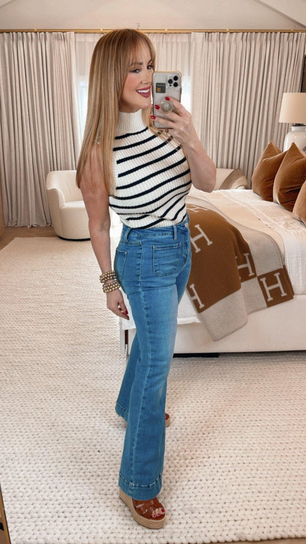 Katie Asymmetrical Hem Sweater Cream - PRINZZESA BOUTIQUE