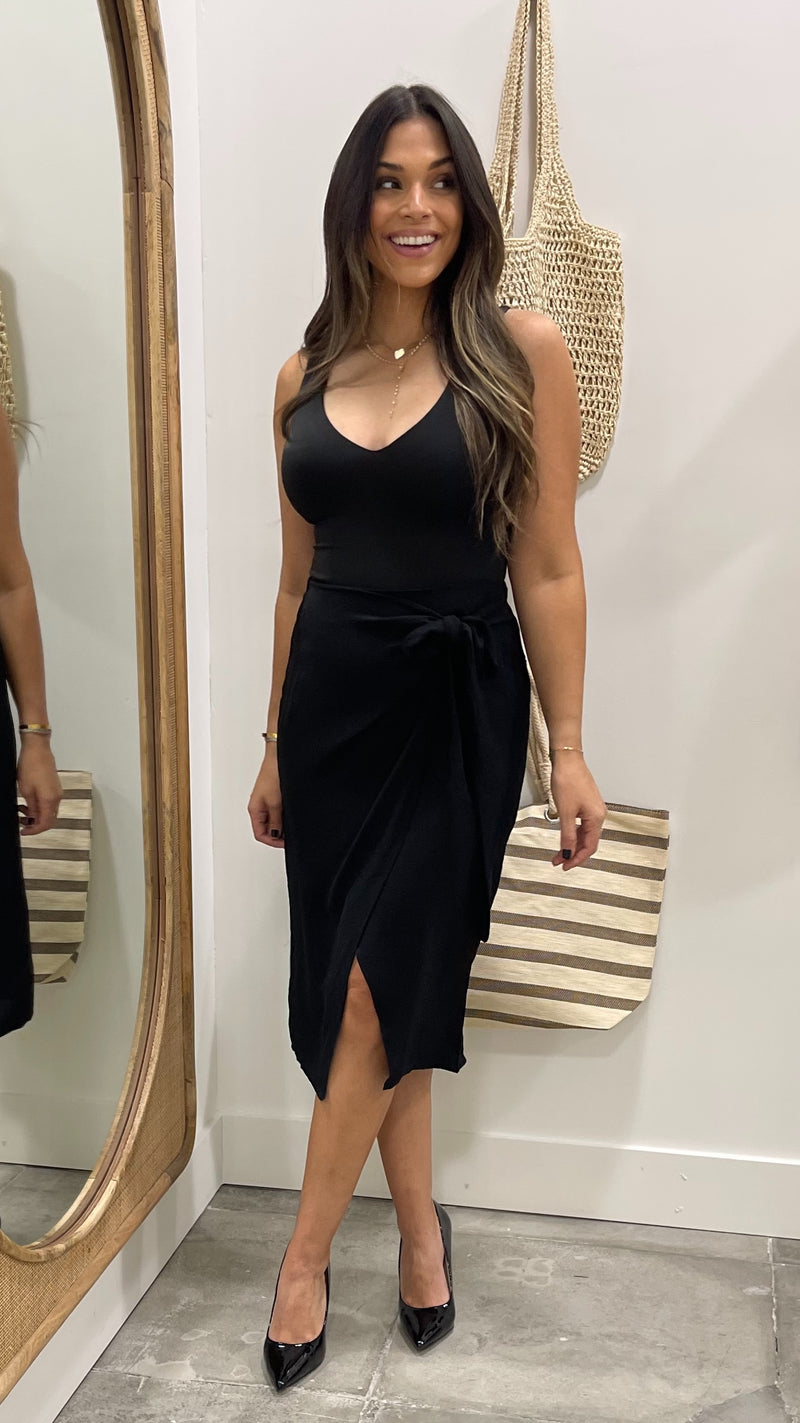 Noelle  Black Midi Skirt