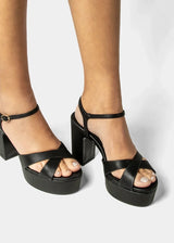 Gwen in Black Heel