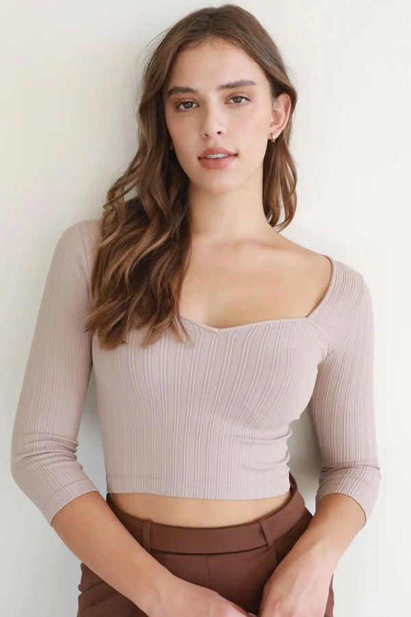 Abigail Sweetheart 3/4 Sleeve Crop Top One Size - PRINZZESA BOUTIQUE
