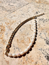 Thais Pearl Chain Necklace - PRINZZESA BOUTIQUE