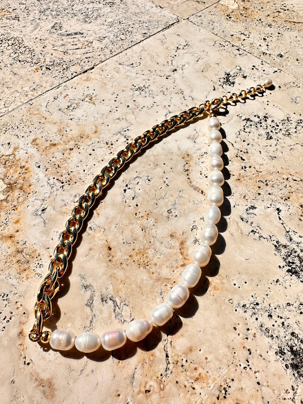 Thais Pearl Chain Necklace