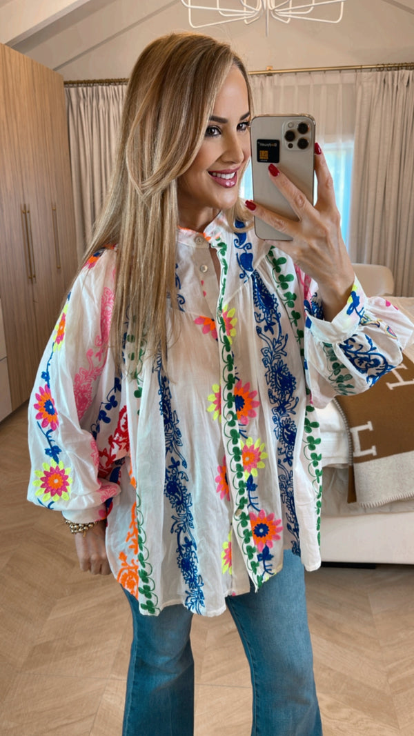 Eso Embroidered Blouse