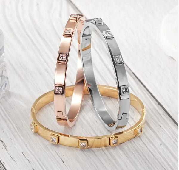 Square Gold Crystal Bangle - PRINZZESA BOUTIQUE