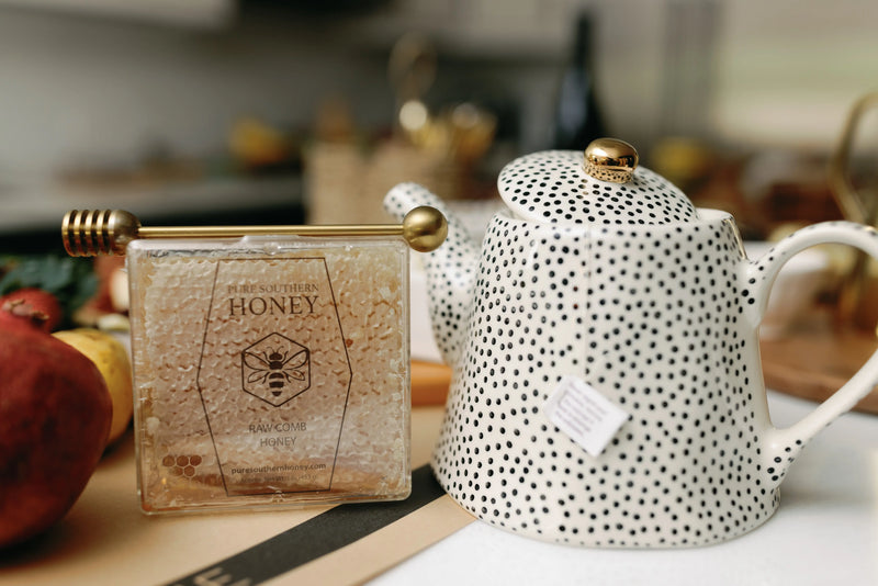 Stoneware teapot with Dots - PRINZZESA BOUTIQUE