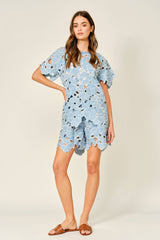 FLOWER EYELET SHORT SLEEVE TOP