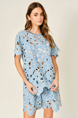 FLOWER EYELET SHORT SLEEVE TOP