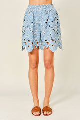 FLOWER EYELET SHORTS